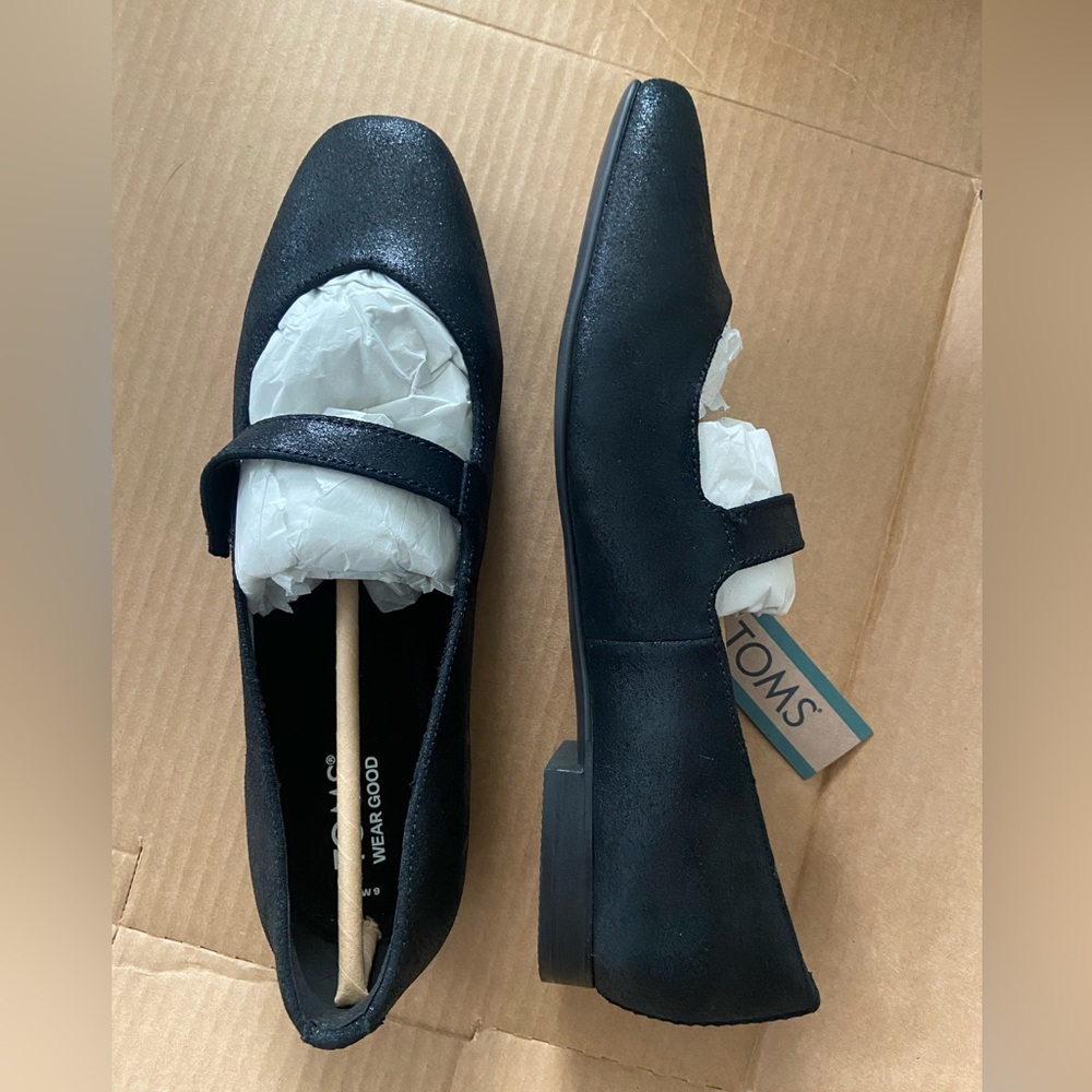 TOMS Women's Black Flats - Picture 5 of 7